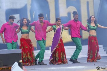 Khaidi No 150 Pre Release Event